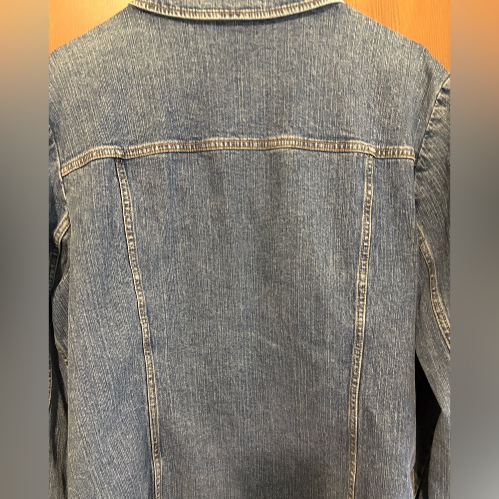 Jean jacket - Picture 7 of 8